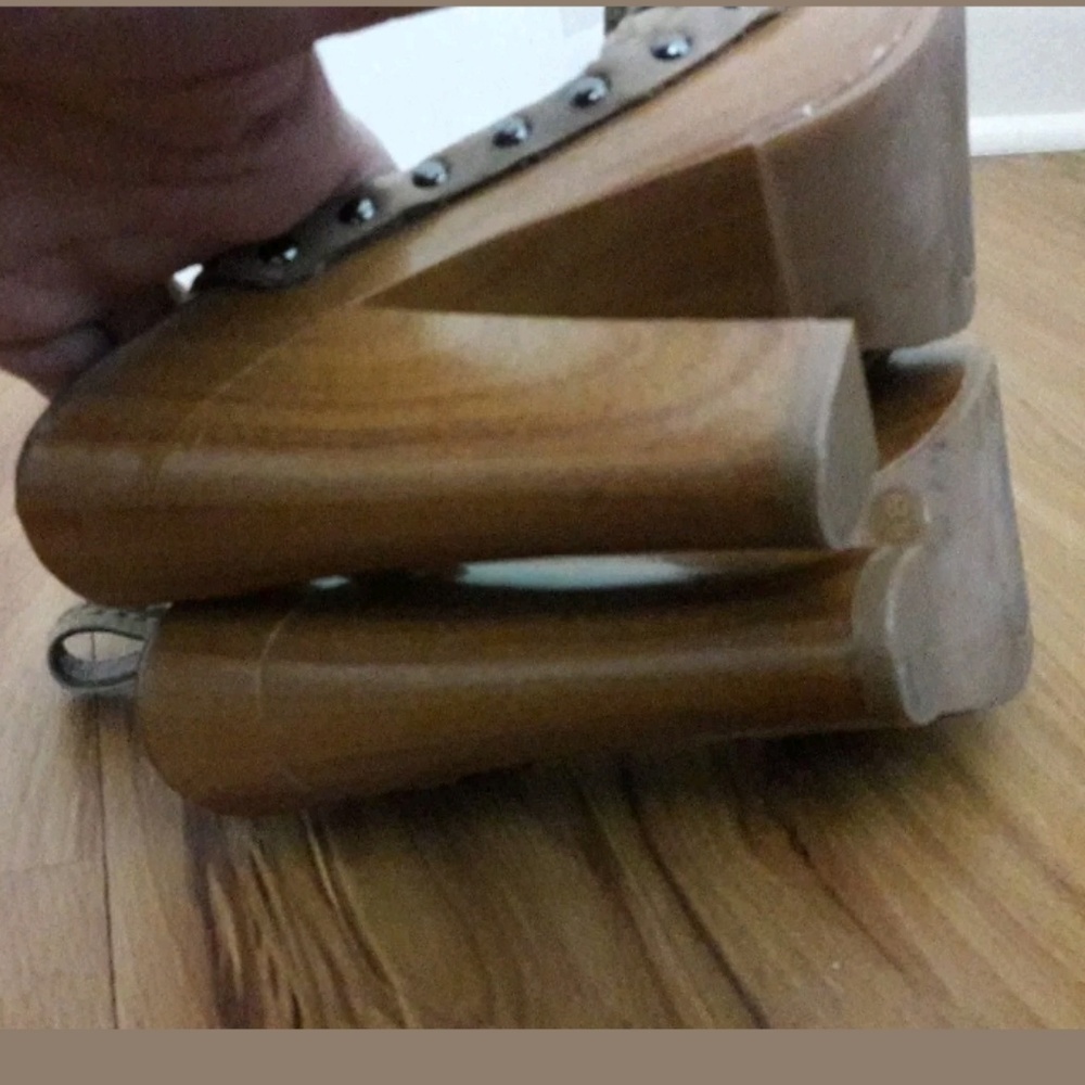 Jessica Simpson Open Toe w/ Bow Platform Sandals - Picture 6 of 8
